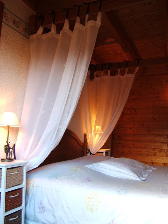 B&B Chalet l'Epinette Gérardmer Rom bilde